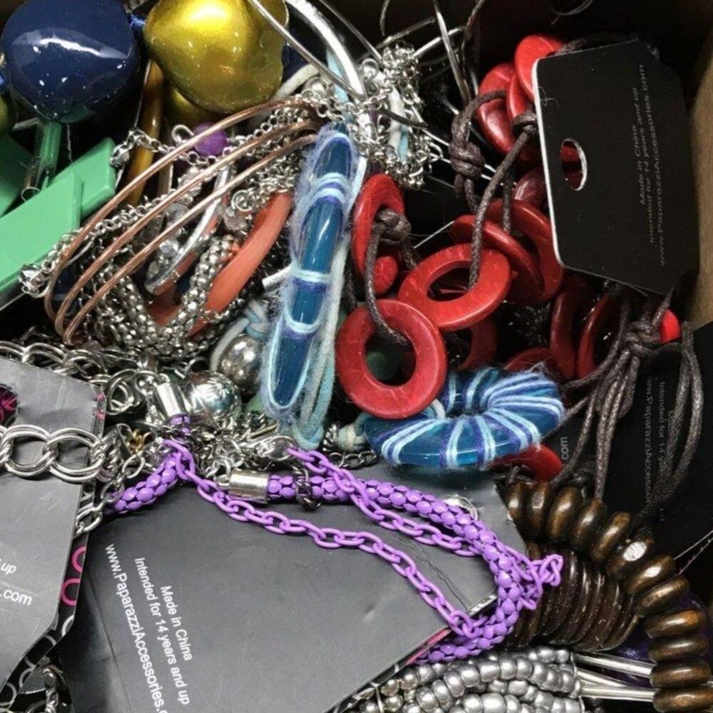 10+ Pc Mixed Jewelry Lot - Wearable - Estate, Costume, Vintage, Artisan 0910